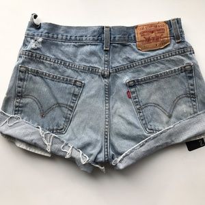 Levi’s cutoffs